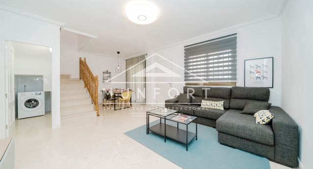 3 Zimmer Reihenhaus zu verkaufen in San Miguel de Salinas mit Pool - 229.000 € (Ref: 9511443)