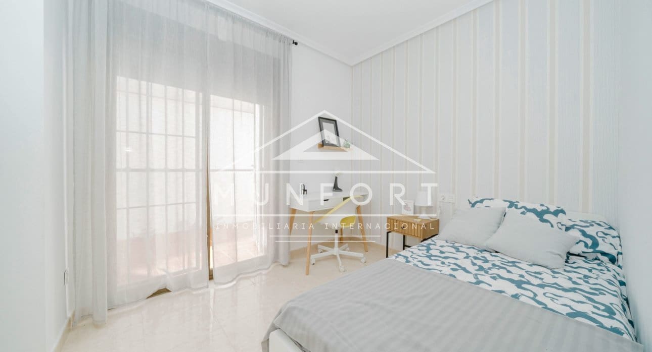 3 Zimmer Reihenhaus zu verkaufen in San Miguel de Salinas mit Pool - 229.000 € (Ref: 9511443)