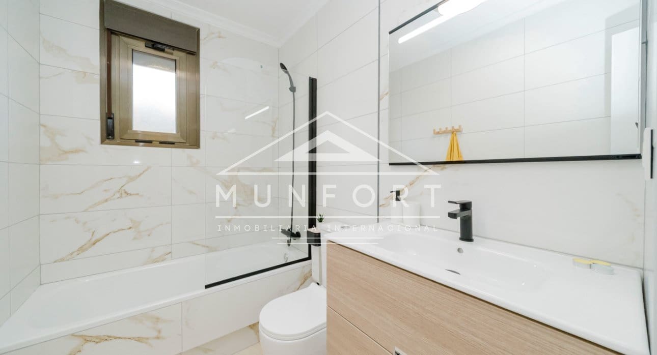 3 Zimmer Reihenhaus zu verkaufen in San Miguel de Salinas mit Pool - 229.000 € (Ref: 9511443)