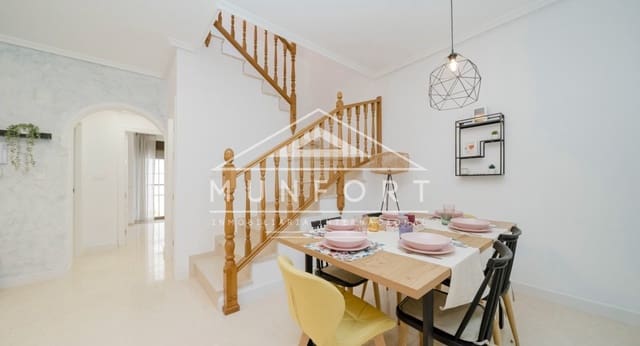 3 Zimmer Reihenhaus zu verkaufen in San Miguel de Salinas mit Pool - 229.000 € (Ref: 9511443)