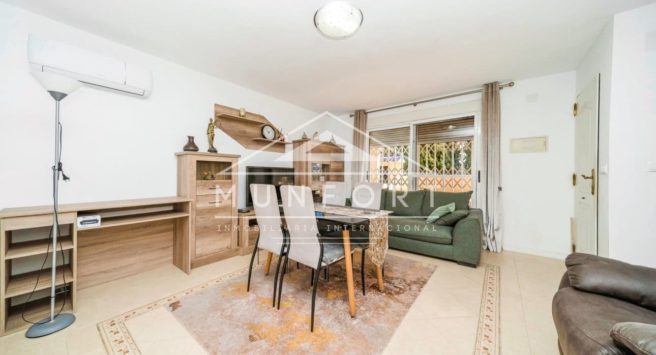 3 slaapkamer Villa te koop in Villamartin met zwembad - € 345.000 (Ref: 9516215)