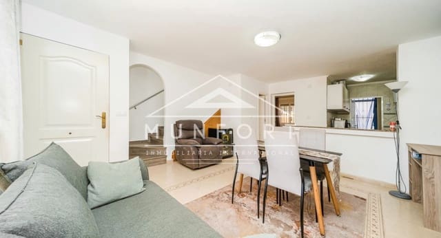 3 slaapkamer Villa te koop in Villamartin, Orihuela met zwembad - € 345.000 (Ref: 9516215)