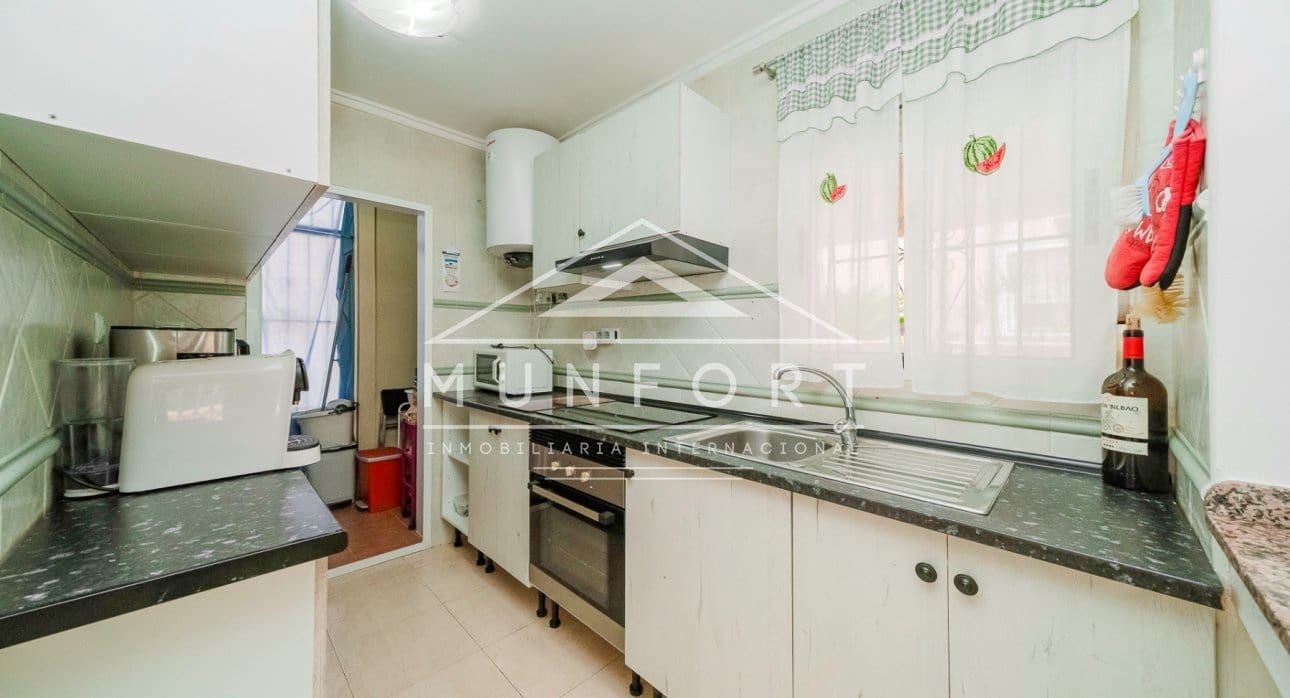 3 slaapkamer Villa te koop in Villamartin met zwembad - € 345.000 (Ref: 9516215)