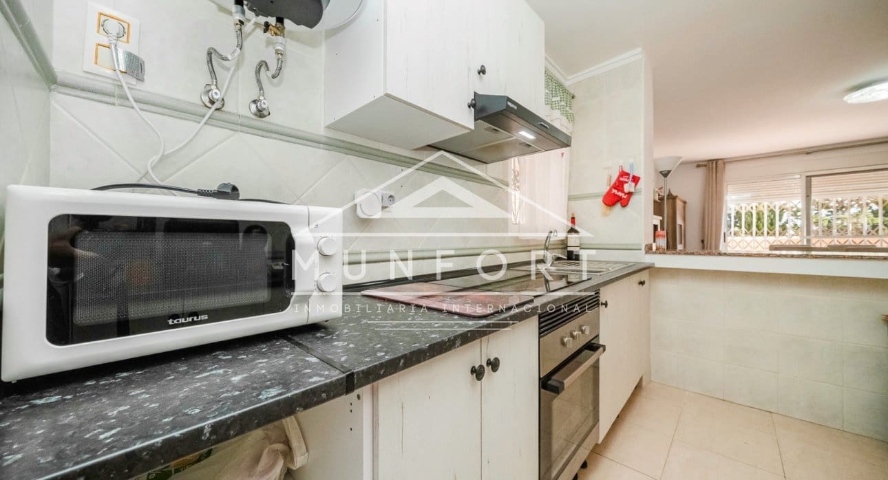 3 slaapkamer Villa te koop in Villamartin met zwembad - € 345.000 (Ref: 9516215)