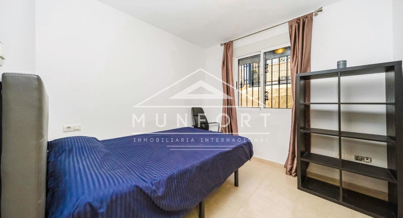 3 slaapkamer Villa te koop in Villamartin met zwembad - € 345.000 (Ref: 9516215)