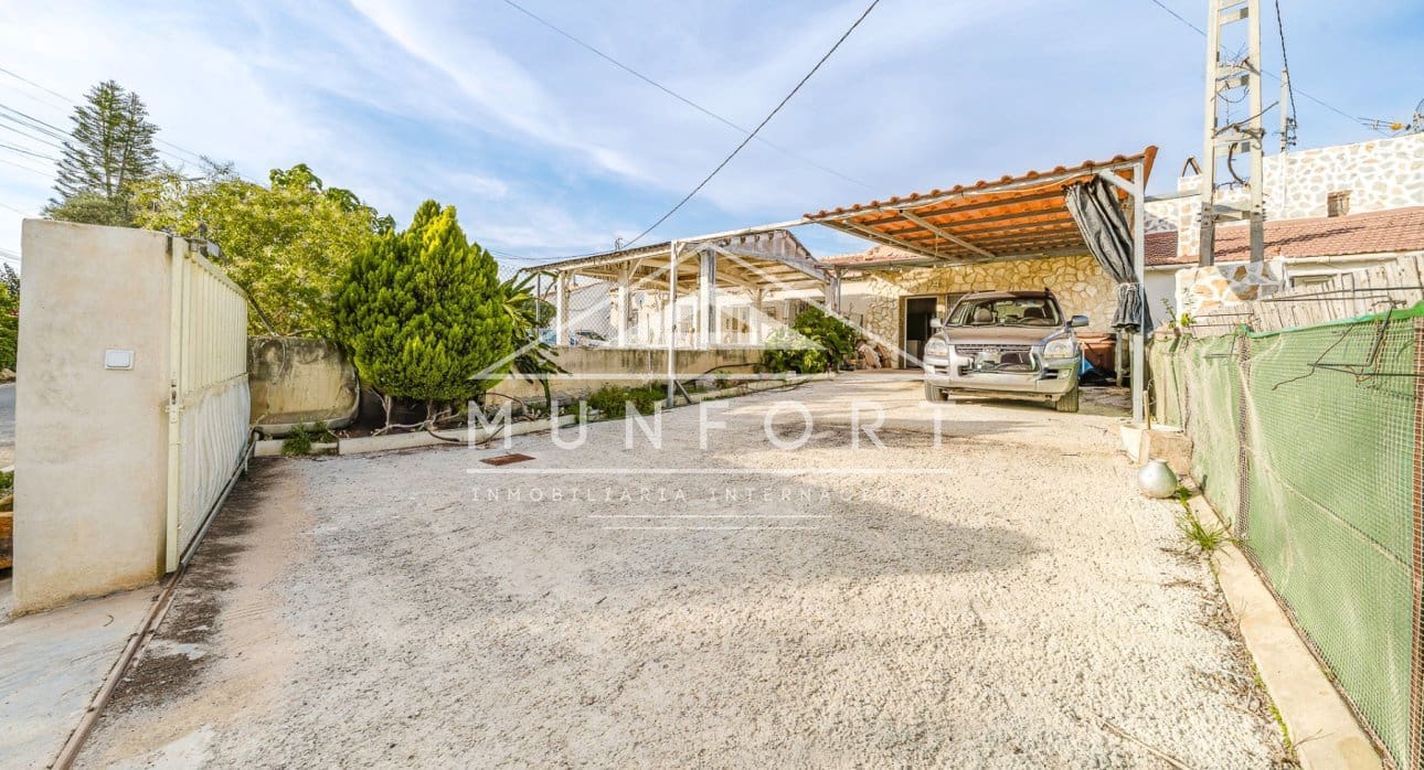 2 bedroom Villa for sale in Los Montesinos with pool - € 129,900 (Ref: 9516217)