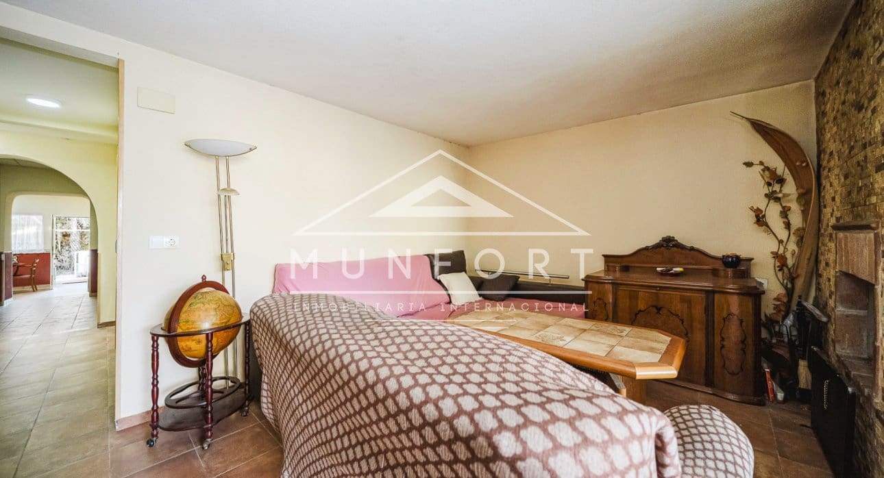 2 bedroom Villa for sale in Los Montesinos with pool - € 129,900 (Ref: 9516217)