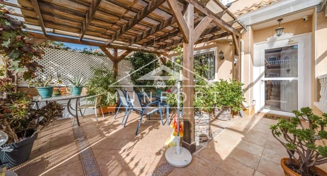 2 quarto Casa em Banda para venda em Villamartin, Orihuela com piscina - 215 000 € (Ref: 9516219)