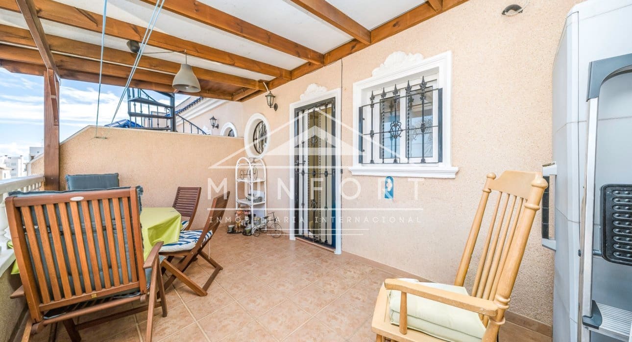 2 quarto Casa em Banda para venda em Villamartin com piscina - 215 000 € (Ref: 9516219)