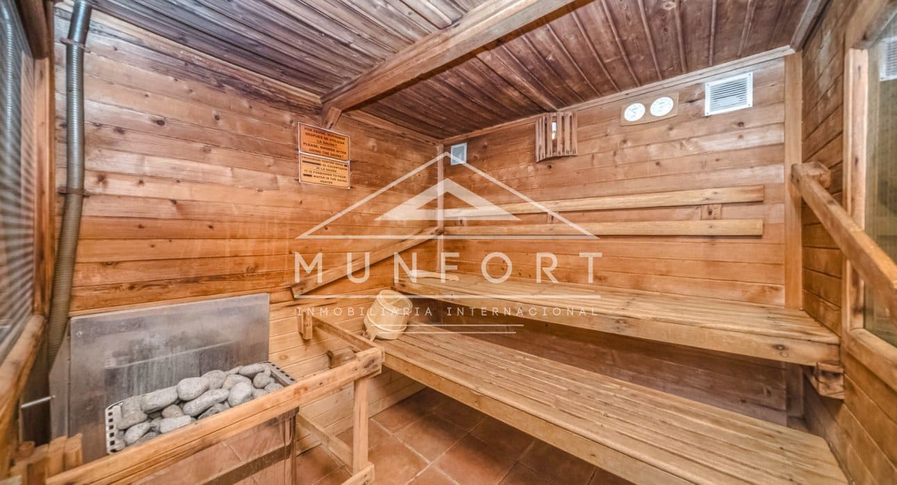 2 quarto Casa em Banda para venda em Villamartin com piscina - 215 000 € (Ref: 9516219)