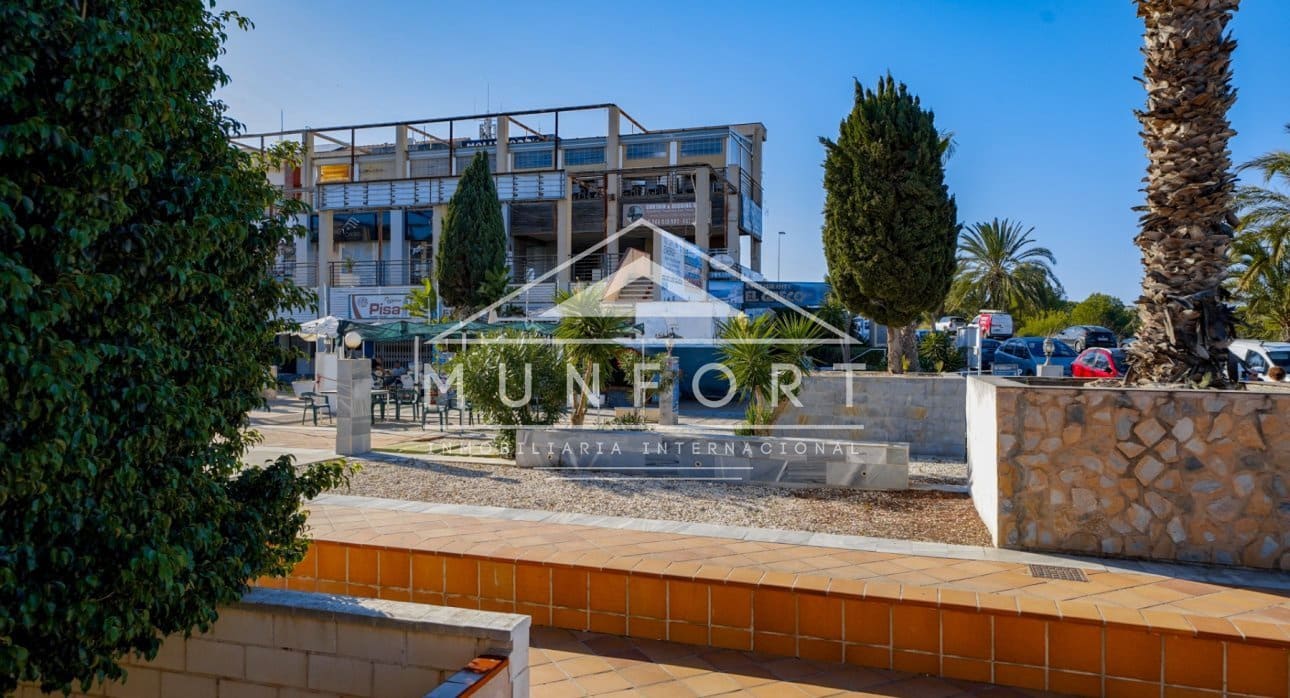 2 quarto Casa em Banda para venda em Villamartin com piscina - 215 000 € (Ref: 9516219)