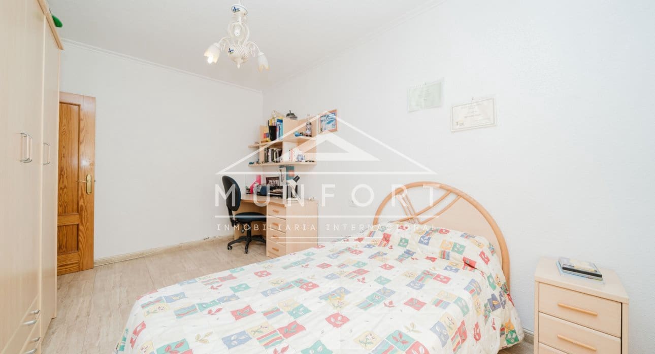 4 bedroom Bungalow for sale in Pilar de la Horadada - € 159,900 (Ref: 9518304)