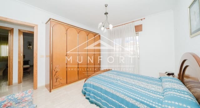 4 bedroom Bungalow for sale in Pilar de la Horadada ciudad, Pilar de la Horadada - € 159,900 (Ref: 9518304)