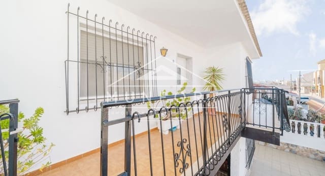 8 slaapkamer Halfvrijstaande villa te koop in Pilar de la Horadada ciudad, Pilar de la Horadada - € 339.900 (Ref: 9518305)