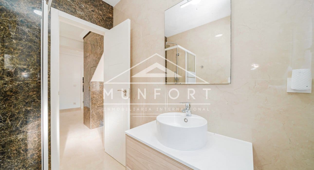 3 bedroom Villa for sale in La Manga del Mar Menor with pool - € 729,000 (Ref: 9523614)