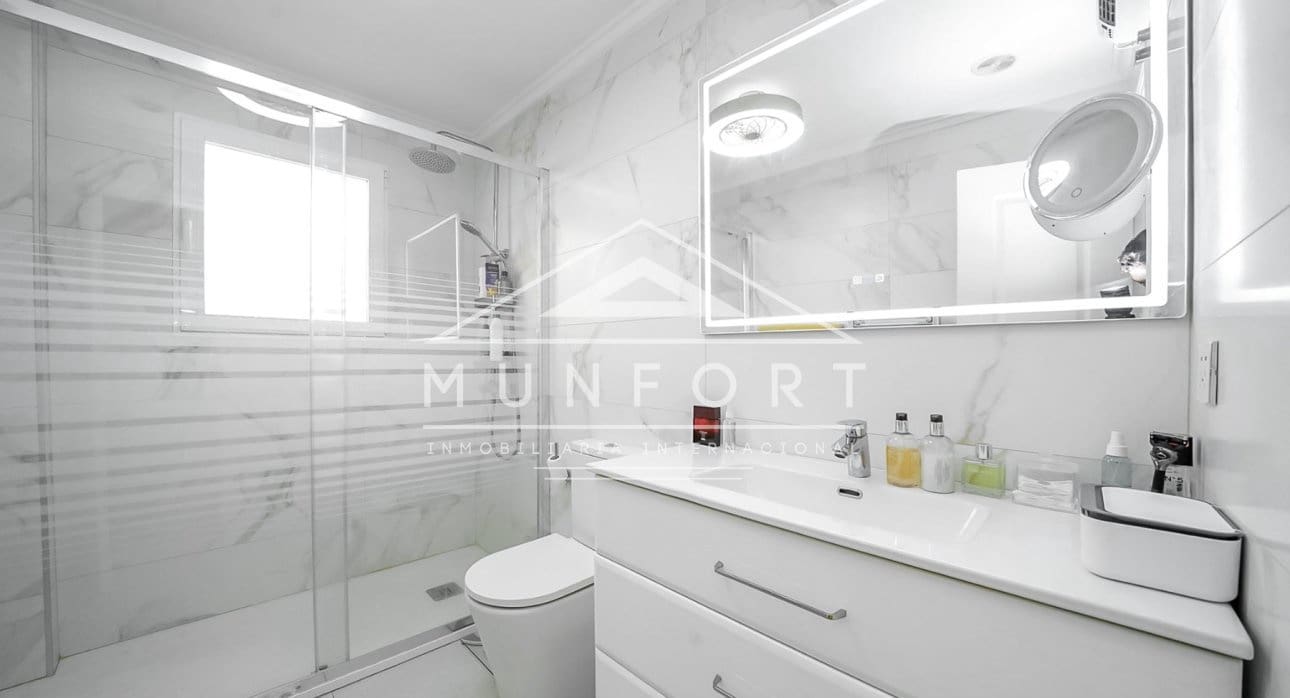 4 chambre Villa/Maison à vendre à Pinar de Campoverde avec piscine - 460 000 € (Ref: 9524632)