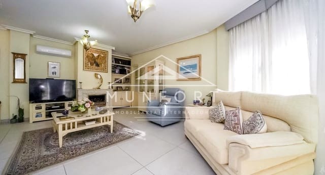 4 slaapkamer Villa te koop in Pinar de Campoverde, Pilar de la Horadada met zwembad - € 460.000 (Ref: 9524632)