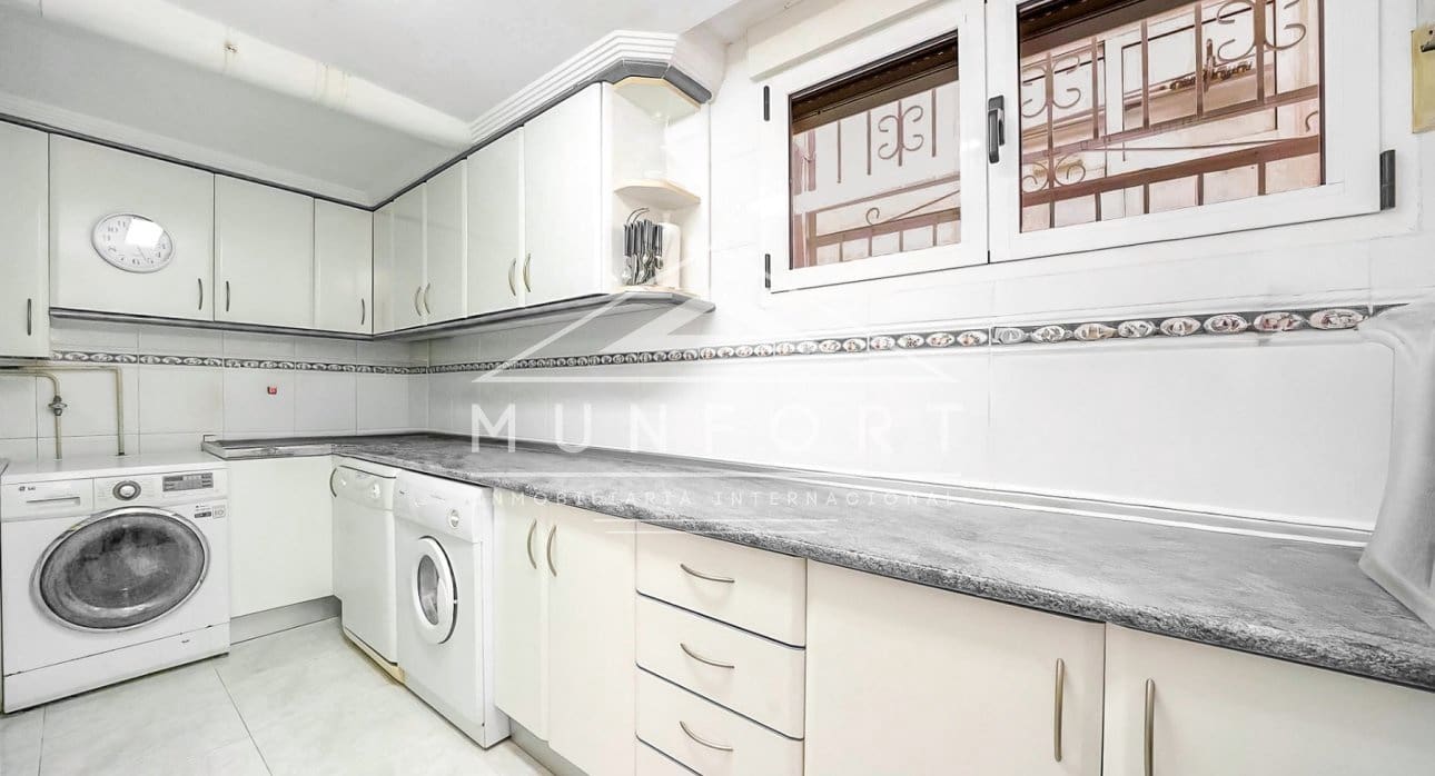 4 chambre Villa/Maison à vendre à Pinar de Campoverde avec piscine - 460 000 € (Ref: 9524632)