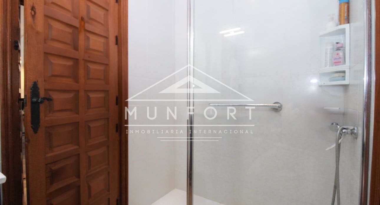 Chalet de 2 habitaciones en La Florida en venta - 189.900 € (Ref: 9525291)