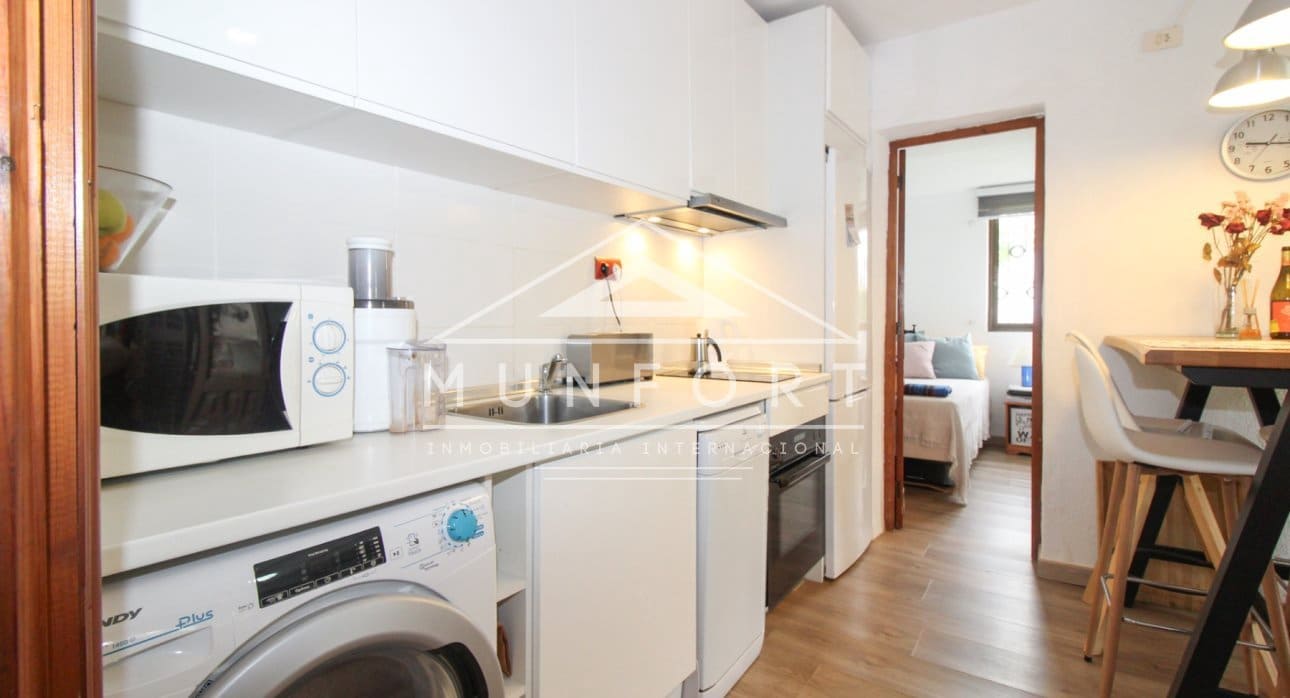 Chalet de 2 habitaciones en La Florida en venta - 189.900 € (Ref: 9525291)