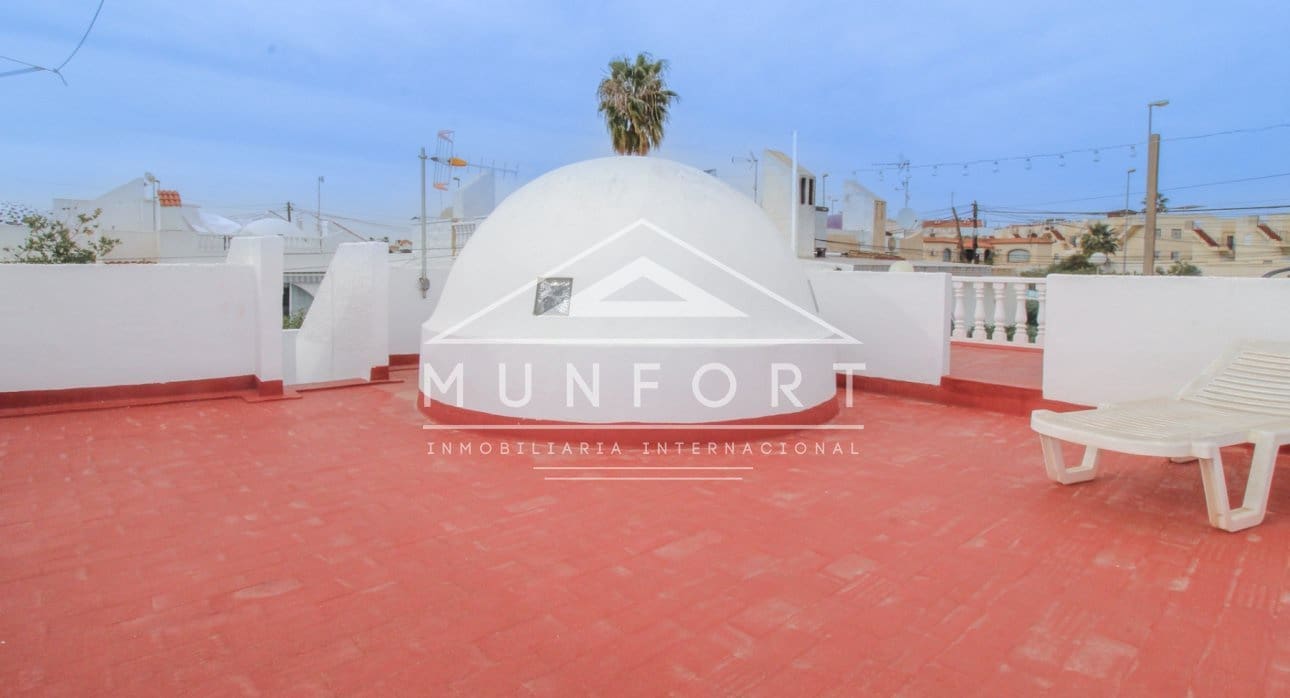 Chalet de 2 habitaciones en La Florida en venta - 189.900 € (Ref: 9525291)