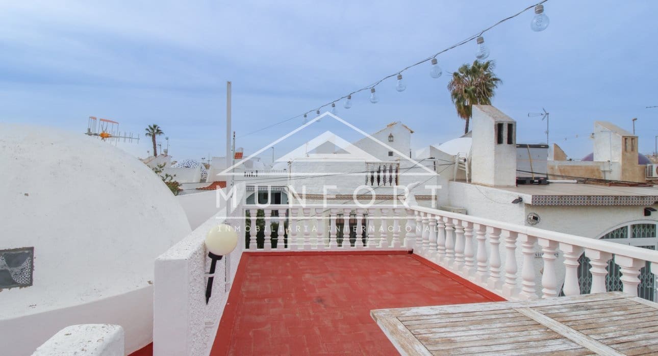 Chalet de 2 habitaciones en La Florida en venta - 189.900 € (Ref: 9525291)