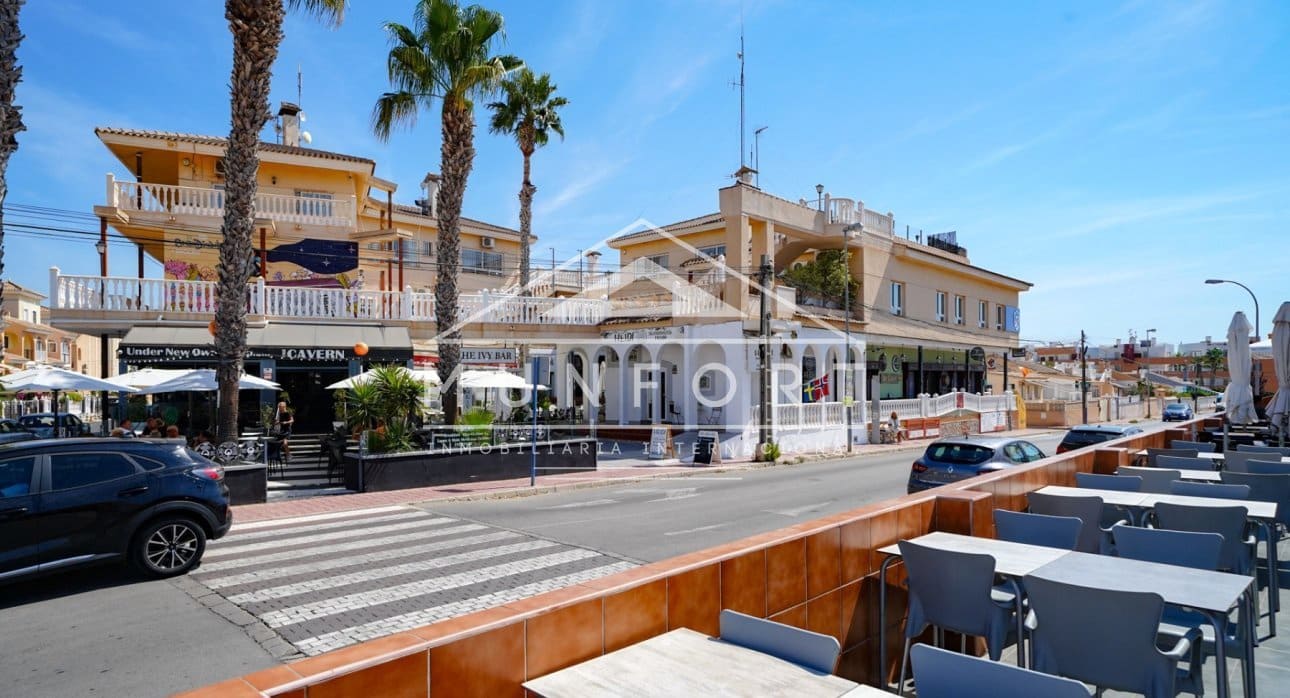 Chalet de 2 habitaciones en La Florida en venta - 189.900 € (Ref: 9525291)