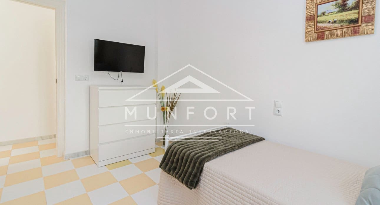 4 makuuhuone Huvila myytävänä paikassa Torrevieja - 399 000 € (Ref: 9532472)