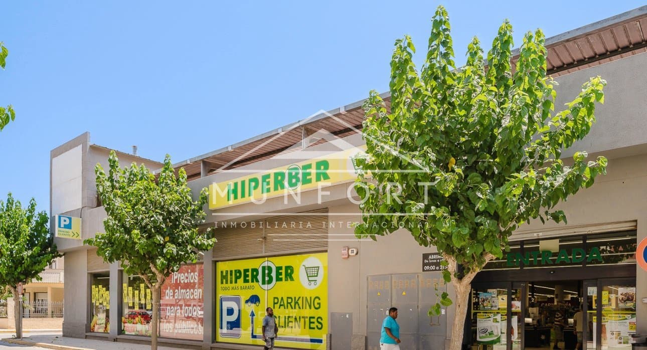 Commerciale in vendita in Pilar de la Horadada - 65.000 € (Rif: 9532473)