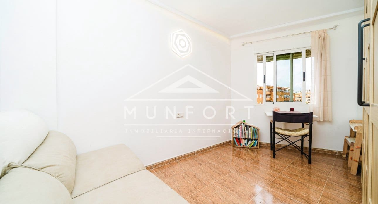 3 Zimmer Apartment zu verkaufen in Torrevieja - 199.900 € (Ref: 9532476)