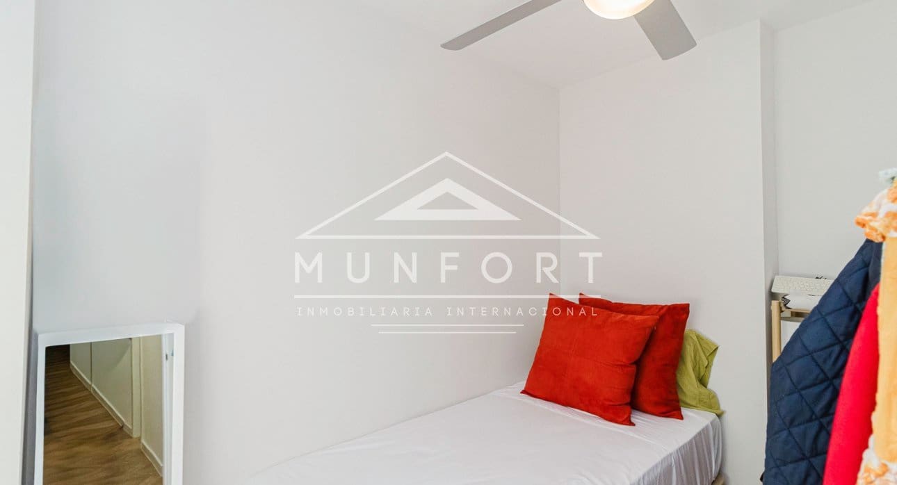 2 soverom Leilighet til salgs i Dehesa de Campoamor med svømmebasseng - € 329 000 (Ref: 9532478)