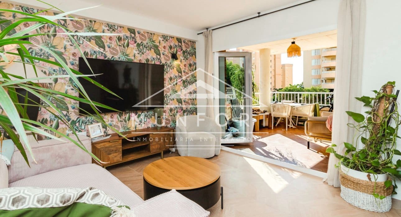 2 soverom Leilighet til salgs i Dehesa de Campoamor med svømmebasseng - € 329 000 (Ref: 9532478)