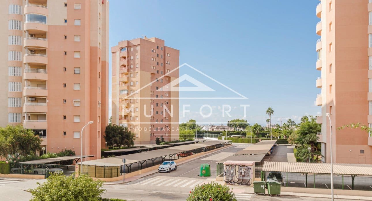 2 soverom Leilighet til salgs i Dehesa de Campoamor med svømmebasseng - € 329 000 (Ref: 9532478)