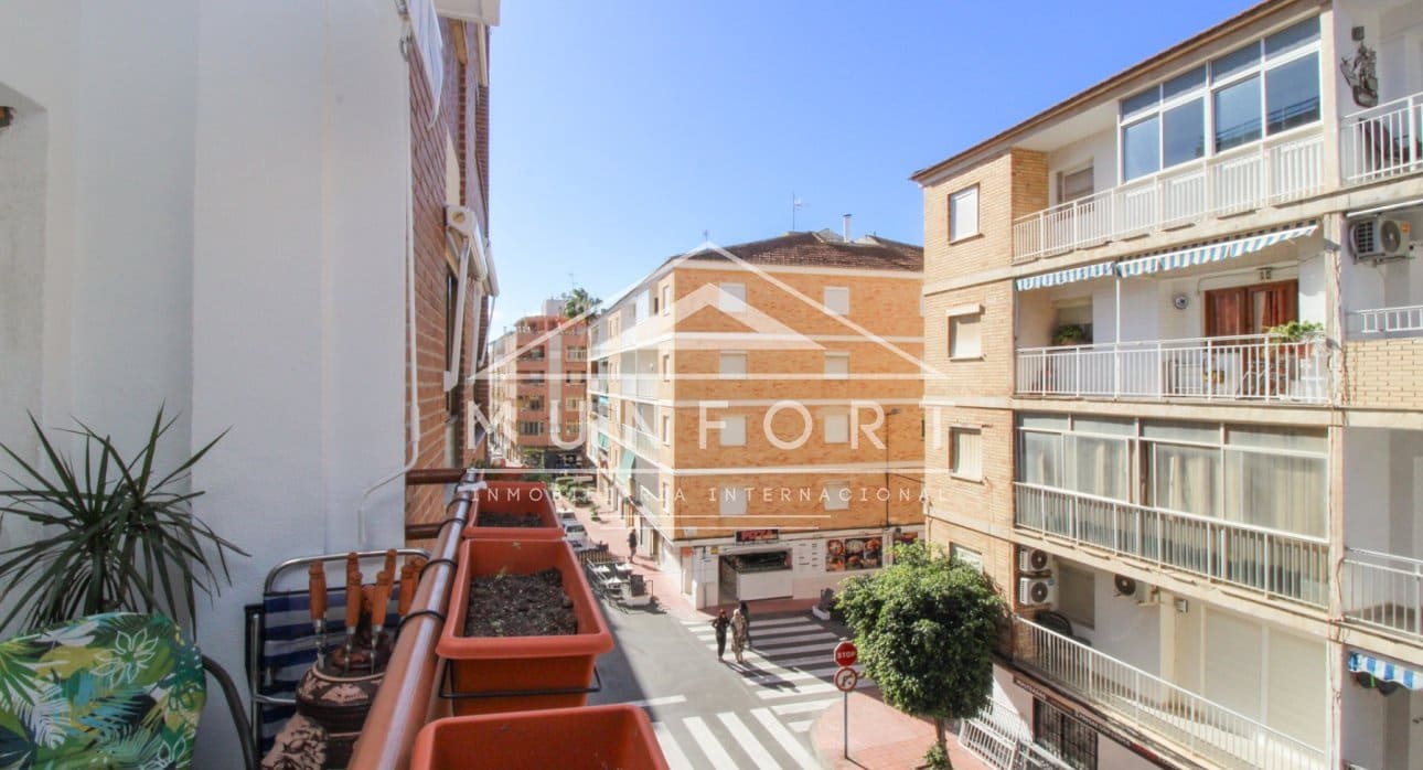 2 Zimmer Apartment zu verkaufen in Torrevieja - 175.000 € (Ref: 9532487)