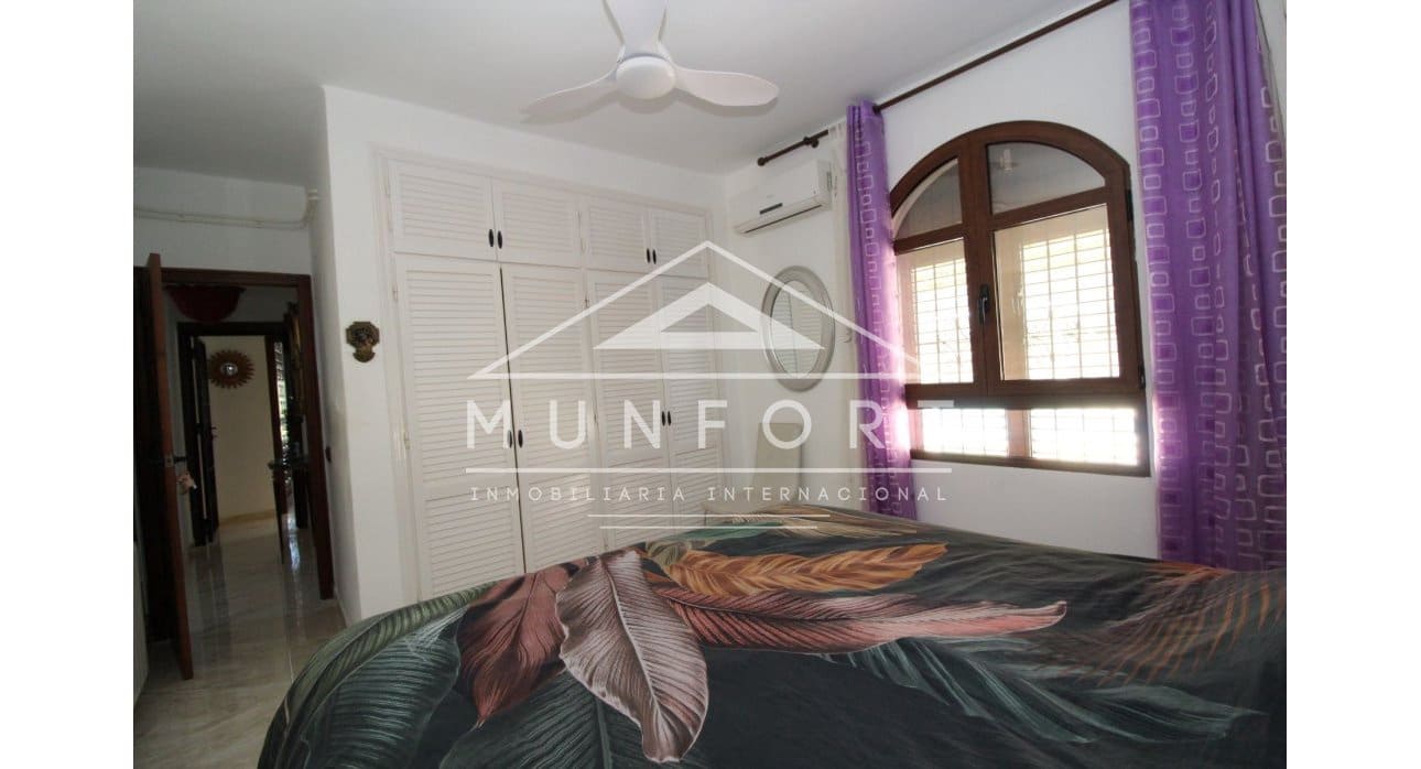 4 slaapkamer Villa te koop in Villamartin met zwembad - € 810.000 (Ref: 9532494)