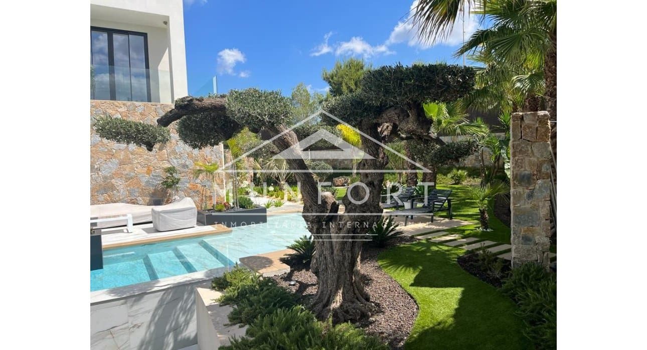 4 soverom Villa til salgs i Las Colinas Golf - € 2 950 000 (Ref: 9532495)