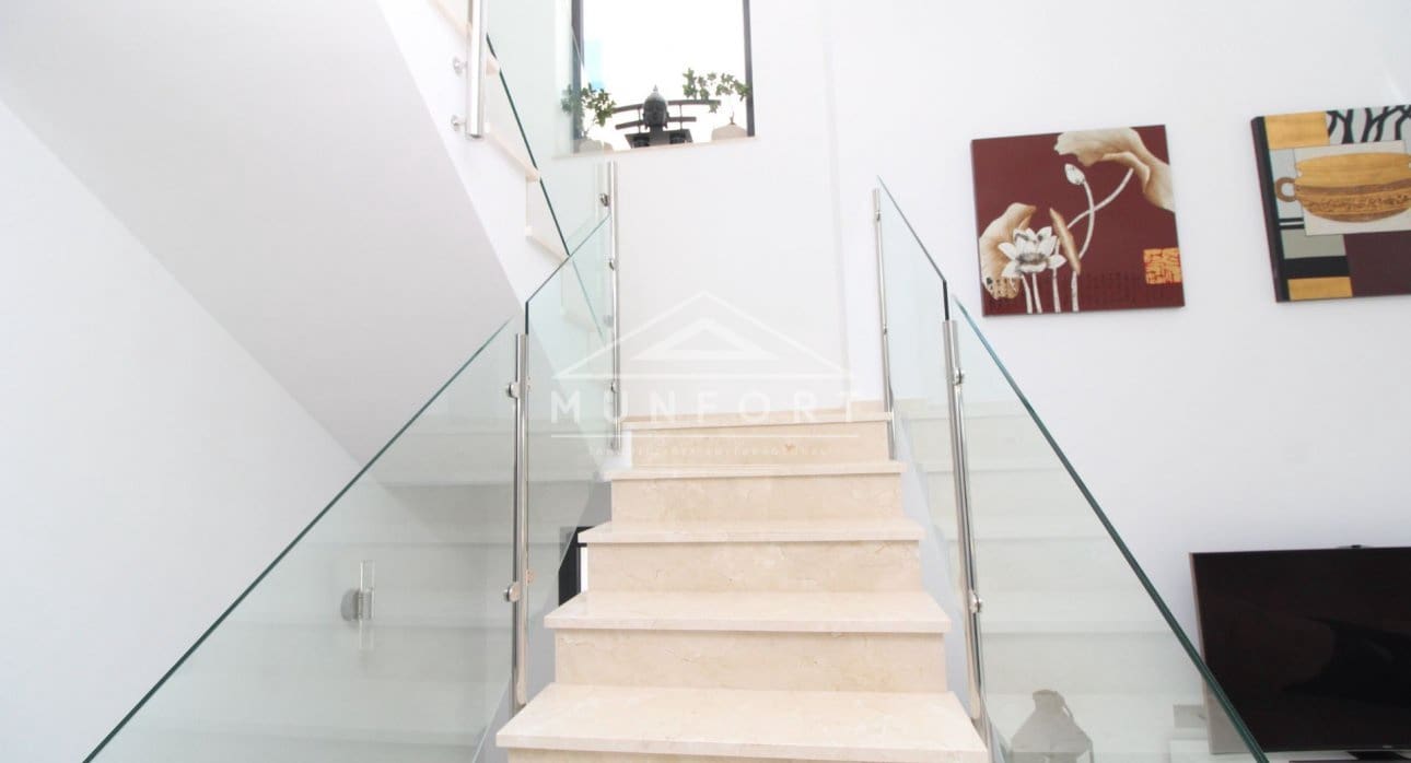 4 slaapkamer Villa te koop in Pilar de la Horadada met zwembad - € 649.900 (Ref: 9532498)