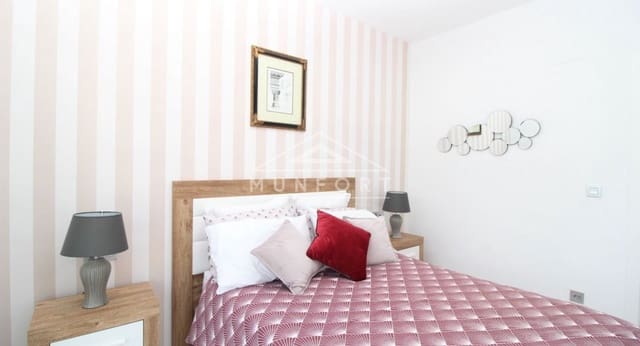 4 camera da letto Villa in vendita in Pinar de Campoverde, Pilar de la Horadada con piscina - 649.900 € (Rif: 9532498)