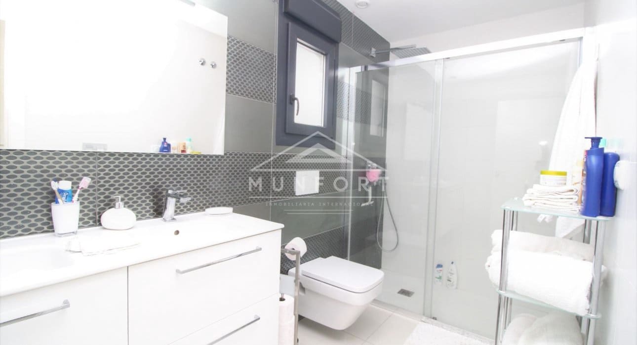 4 slaapkamer Villa te koop in Pilar de la Horadada met zwembad - € 649.900 (Ref: 9532498)