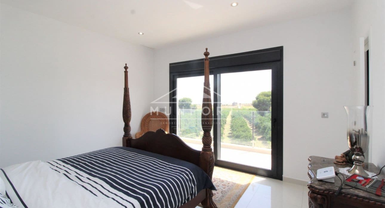 4 slaapkamer Villa te koop in Pilar de la Horadada met zwembad - € 649.900 (Ref: 9532498)