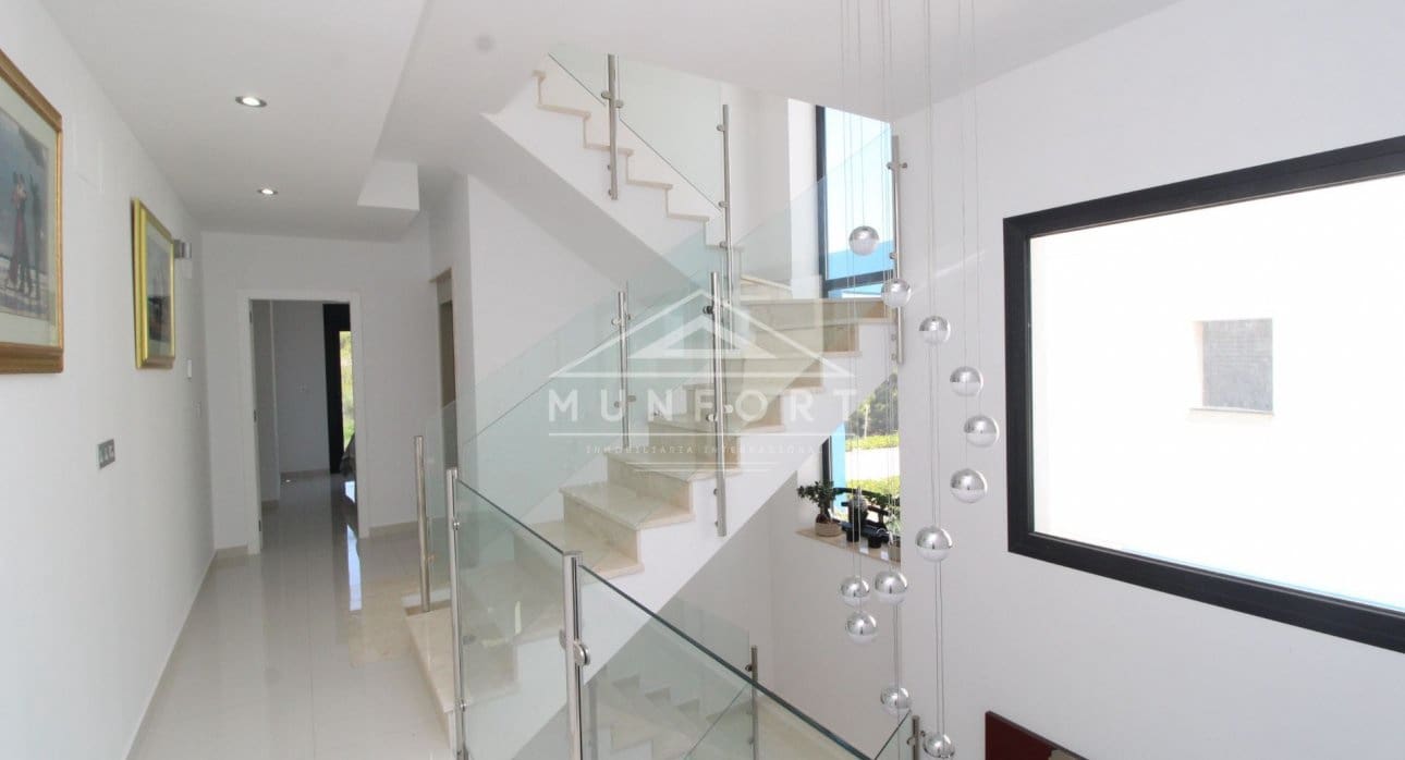 4 slaapkamer Villa te koop in Pilar de la Horadada met zwembad - € 649.900 (Ref: 9532498)