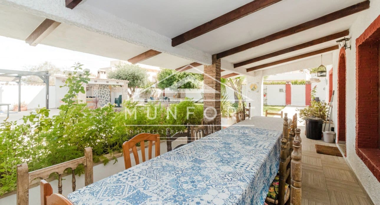 9 quarto Moradia para venda em Campoamor com piscina - 690 000 € (Ref: 9532499)