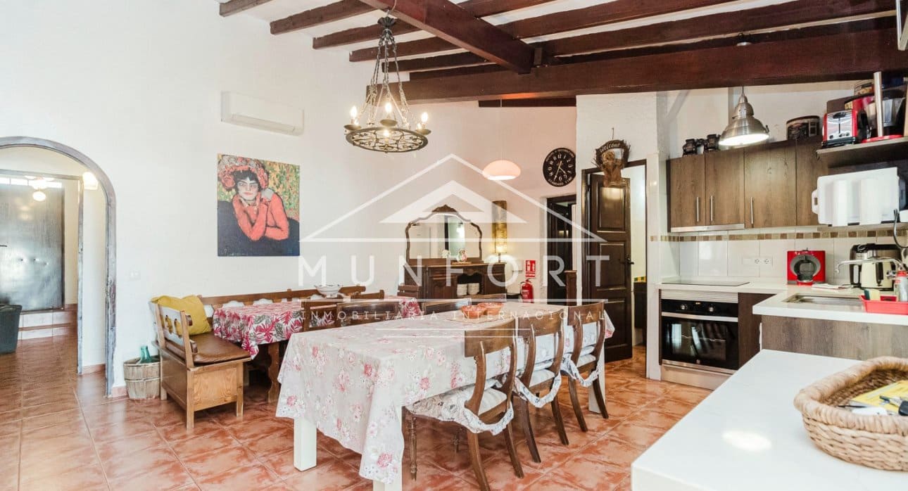 9 quarto Moradia para venda em Campoamor com piscina - 690 000 € (Ref: 9532499)