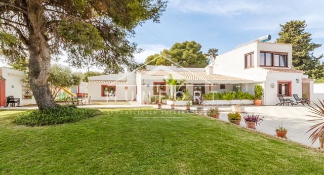 9 quarto Moradia para venda em Campoamor, Orihuela com piscina - 690 000 € (Ref: 9532499)