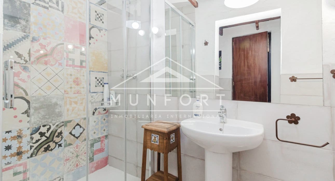 9 quarto Moradia para venda em Campoamor com piscina - 690 000 € (Ref: 9532499)