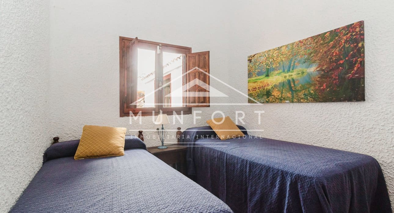 9 quarto Moradia para venda em Campoamor com piscina - 690 000 € (Ref: 9532499)