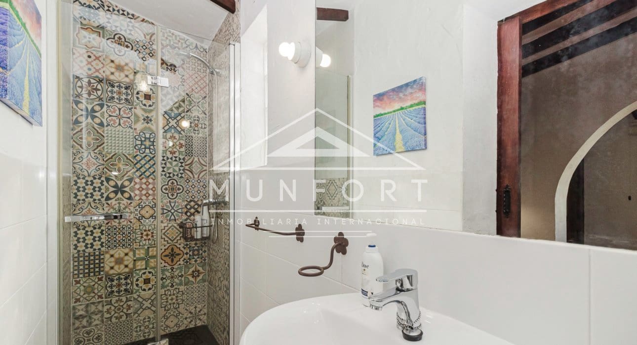 9 quarto Moradia para venda em Campoamor com piscina - 690 000 € (Ref: 9532499)