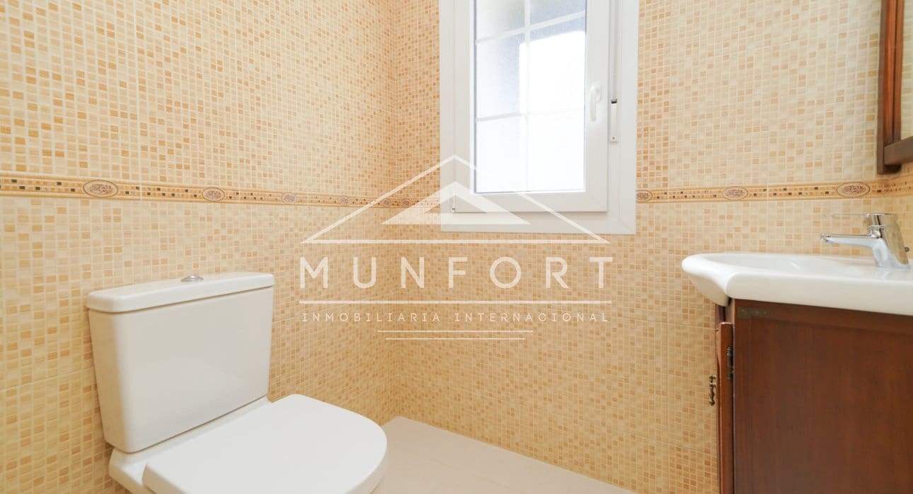 5 Zimmer Villa zu verkaufen in Cabo Roig mit Pool - 910.000 € (Ref: 9532501)