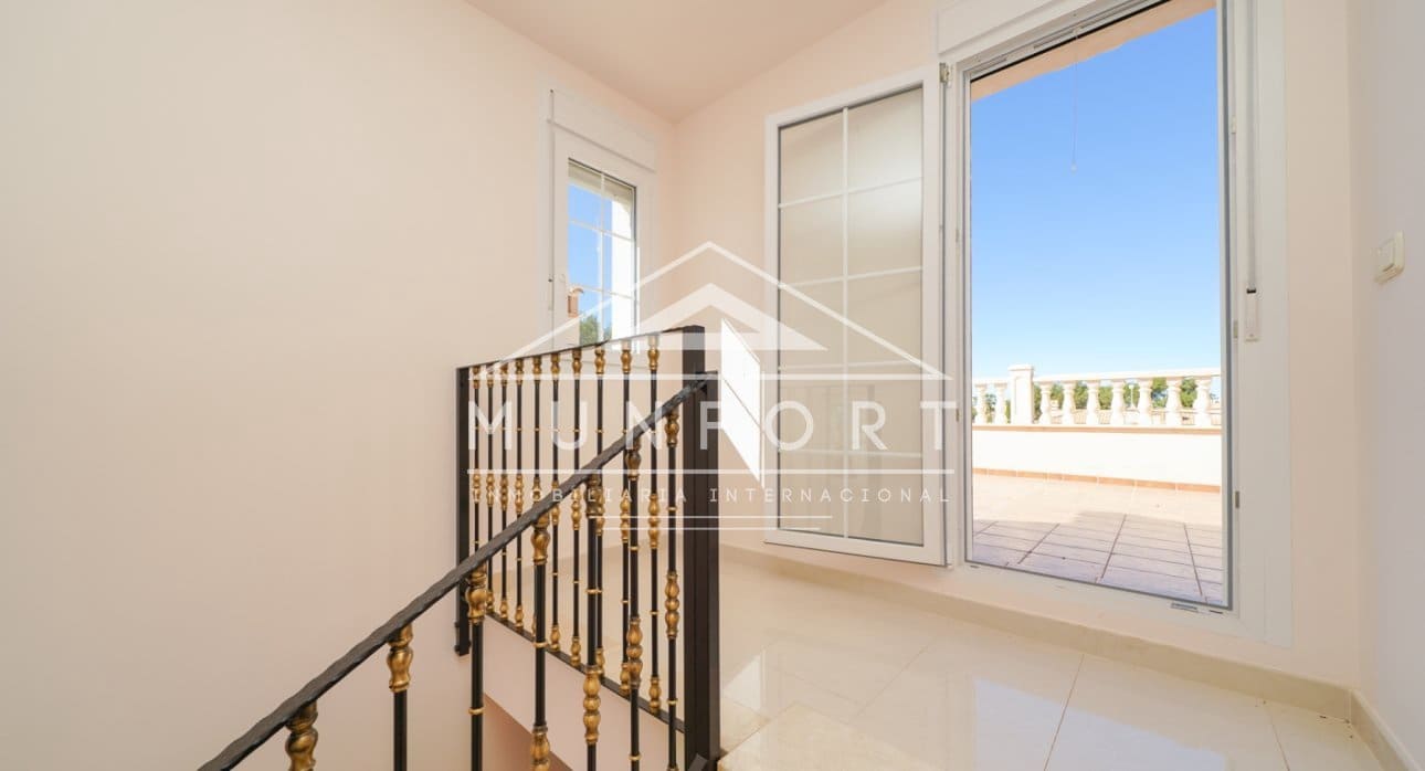 5 Zimmer Villa zu verkaufen in Cabo Roig mit Pool - 910.000 € (Ref: 9532501)