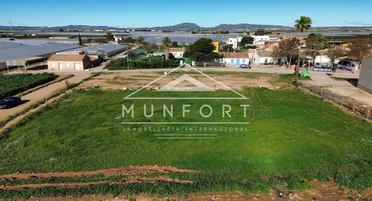 Building Plot for sale in San Cayetano - € 199,900 (Ref: 9537821)